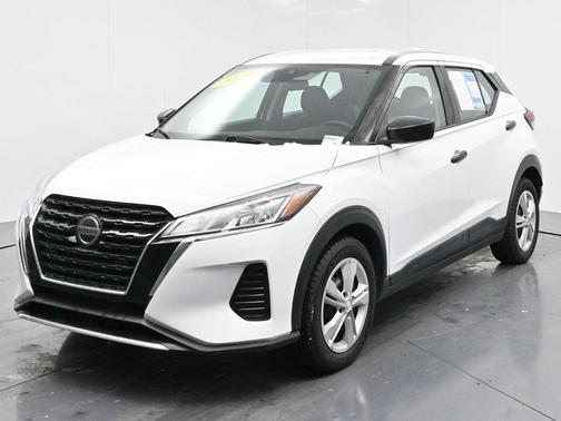 2021 Nissan Kicks S