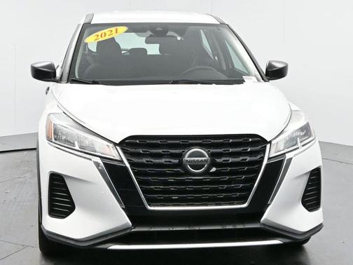 2021 Nissan Kicks S