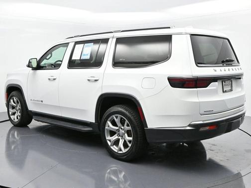 2022 Jeep Wagoneer Series II 4x4