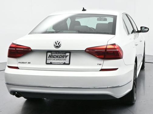 2018 Volkswagen Passat 2.0T SE