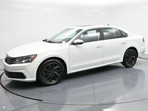 2018 Volkswagen Passat 2.0T SE