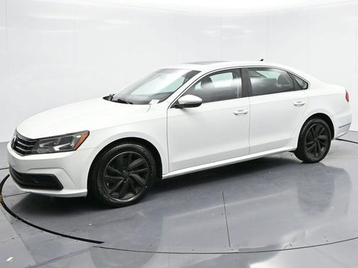 2018 Volkswagen Passat 2.0T SE