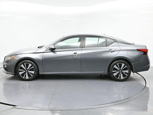 Gun Metallic 2022 Nissan Altima 2.5 SV