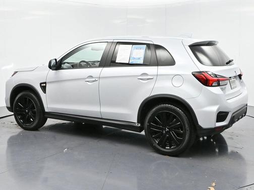 2023 Mitsubishi Outlander Sport 2.0 LE