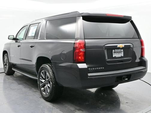 2018 Chevrolet Suburban LT