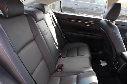 2015 Lexus ES 350 Base