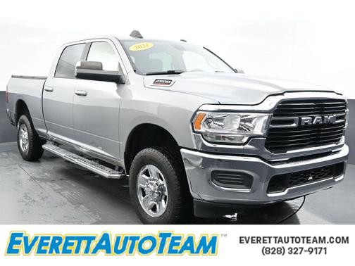 2021 RAM 2500 Big Horn Crew Cab 4x4 6'4' Box