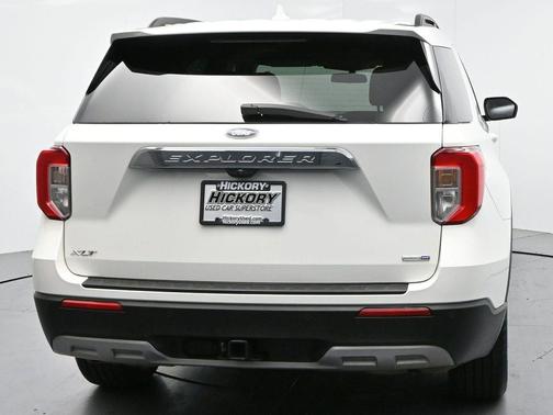 Star White Metallic Tri-Coat 2020 Ford Explorer XLT