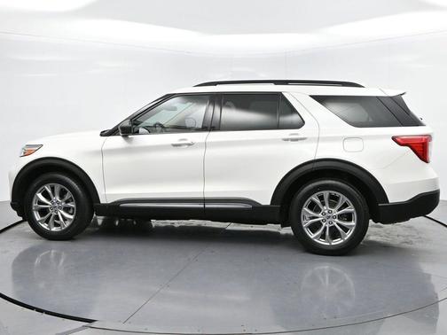 Star White Metallic Tri-Coat 2020 Ford Explorer XLT