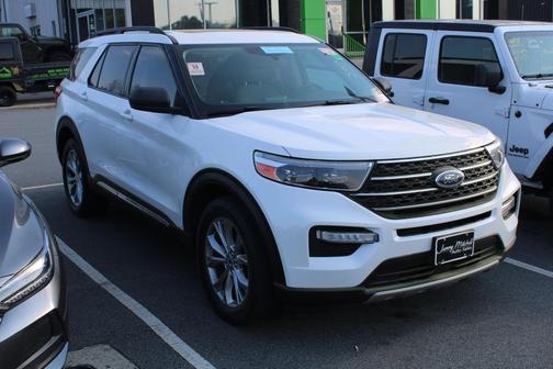 Star White Metallic Tri-Coat 2020 Ford Explorer XLT