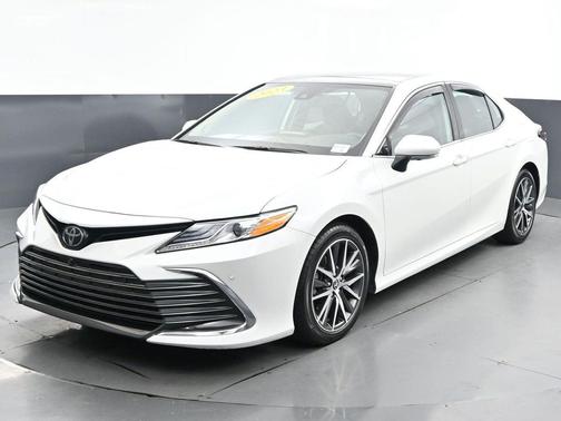 2023 Toyota Camry XLE