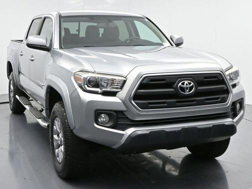 2017 Toyota Tacoma SR5