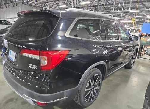 2019 Honda Pilot Touring 8-Passenger