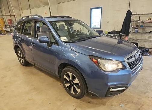 Quartz Blue Pearl 2018 Subaru Forester 2.5i Premium