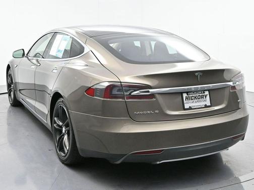2015 Tesla Model S 85