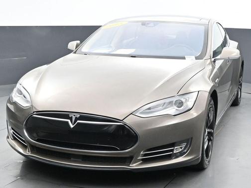 2015 Tesla Model S 85