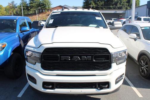 2022 RAM 2500 Limited Crew Cab 4x4 6'4' Box
