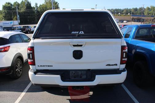 2022 RAM 2500 Limited Crew Cab 4x4 6'4' Box