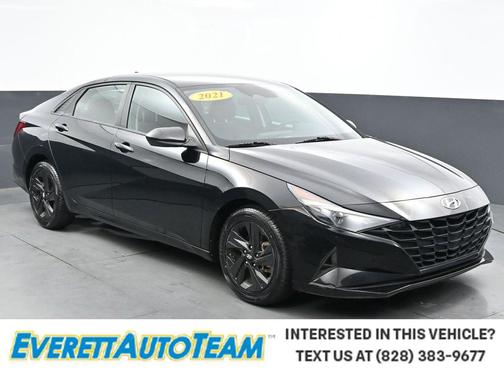 2021 Hyundai ELANTRA SEL