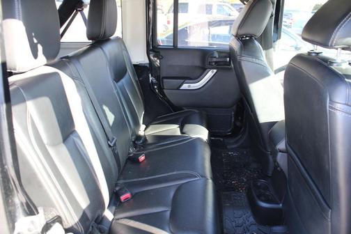 2015 Jeep Wrangler Unlimited Rubicon