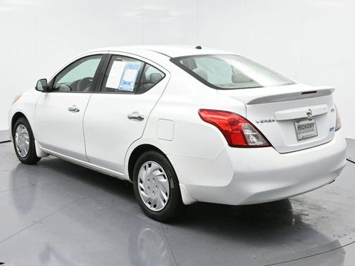 2014 Nissan Versa 1.6 SV