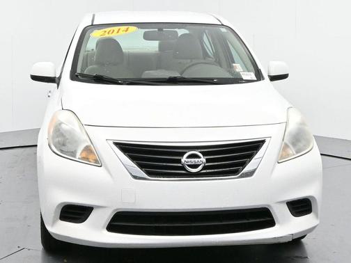 2014 Nissan Versa 1.6 SV