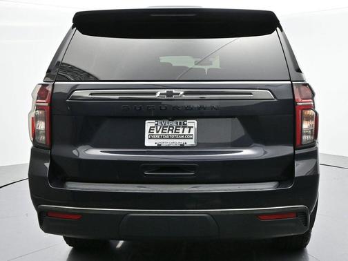 2022 Chevrolet Suburban 4WD Z71