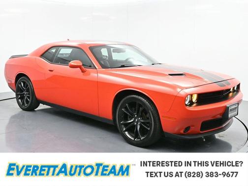 2018 Dodge Challenger SXT