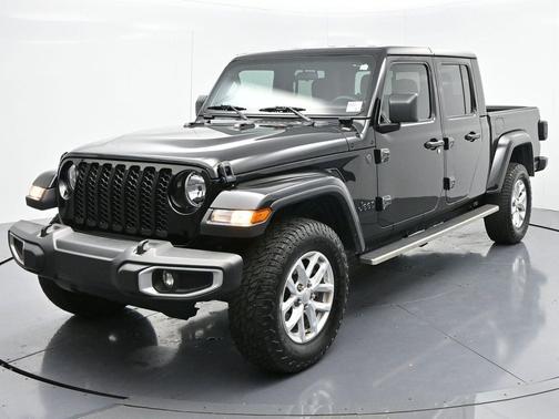 2023 Jeep Gladiator Sport S