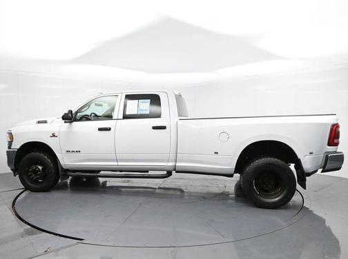 2020 RAM 3500 Tradesman Crew Cab 4x4 8' Box