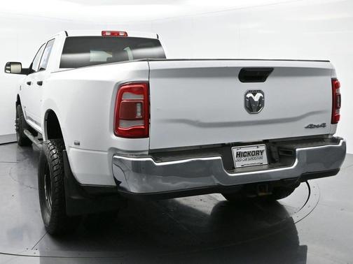 2020 RAM 3500 Tradesman Crew Cab 4x4 8' Box