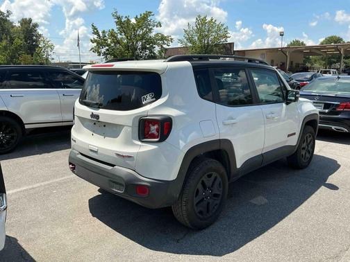 2018 Jeep Renegade Trailhawk