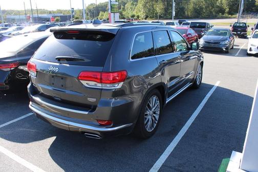 2018 Jeep Grand Cherokee Summit