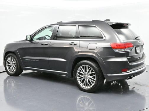2018 Jeep Grand Cherokee Summit