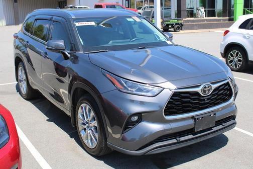 Magnetic Gray Metallic 2021 Toyota Highlander Limited