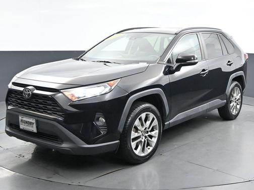 2019 Toyota RAV4 XLE Premium