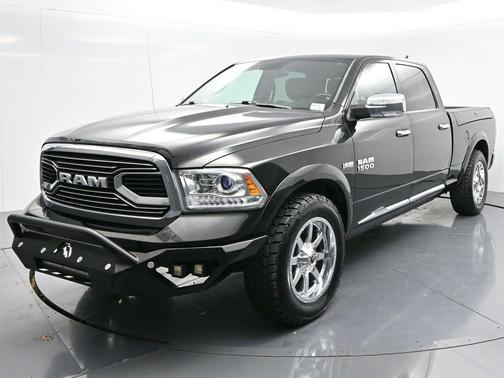 2018 RAM 1500 Limited Crew Cab 4x4 6'4' Box