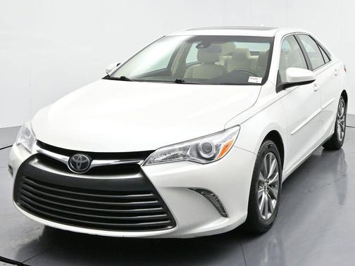 2017 Toyota Camry XLE