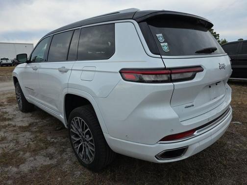2023 Jeep Grand Cherokee L Summit Reserve
