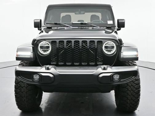 2021 Jeep Gladiator Willys 4x4