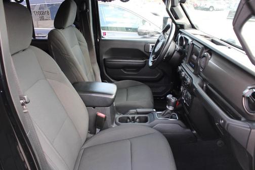 2021 Jeep Gladiator Willys 4x4