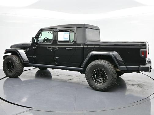 2021 Jeep Gladiator Willys 4x4
