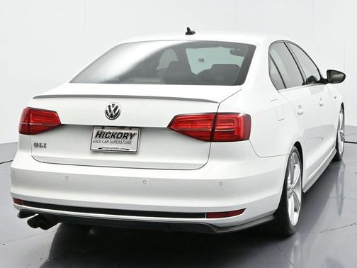 2017 Volkswagen Jetta GLI
