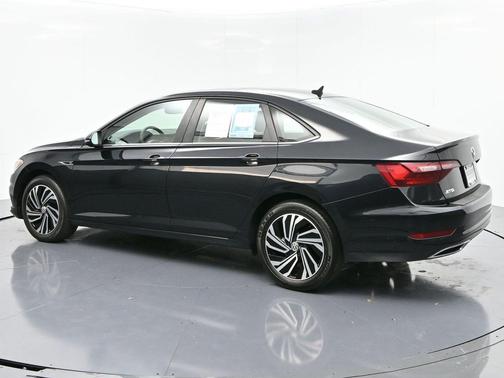 2021 Volkswagen Jetta 1.4T SEL Premium