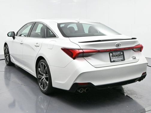 2019 Toyota Avalon XSE