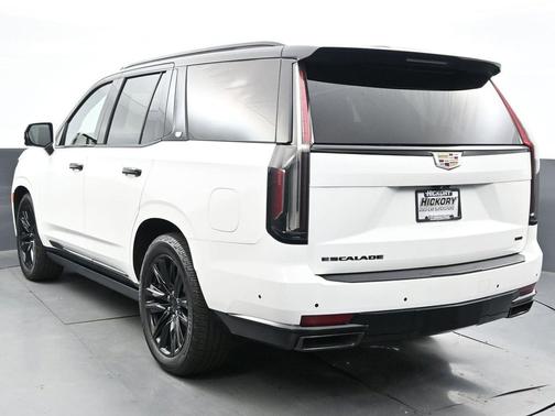 2022 Cadillac Escalade Sport Platinum