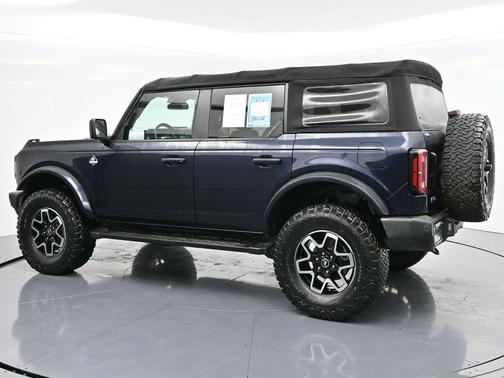 2021 Ford Bronco Outer Banks