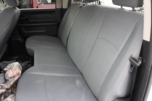 2017 RAM 2500 Tradesman Crew Cab 4x4 8' Box