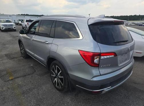 2019 Honda Pilot Touring 8-Passenger