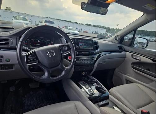 2019 Honda Pilot Touring 8-Passenger